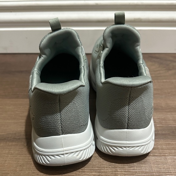 Skechers Bobs Hands Free Slip-Ins Arc Waves Womens Slip-On Walking Shoes - Picture 4 of 6